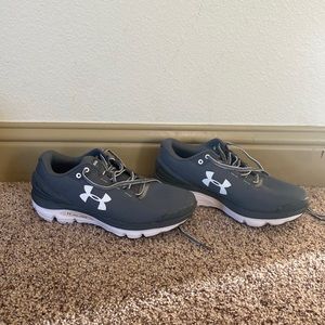 Men’s under Armour Charged Gemini shoes